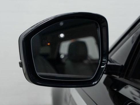 Used 2023 Land Rover Range Rover Evoque S image 49