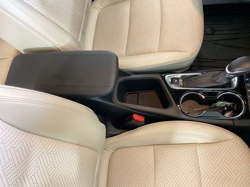 Used 2023 Buick Encore GX Essence w/ Experience Buick Package AWD/4WD image 44