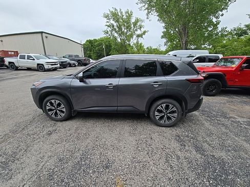Used 2022 Nissan Rogue SV w/ SV Premium Package AWD/4WD image 3