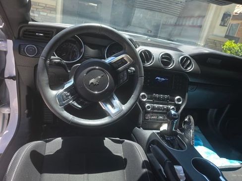 Used 2021 Ford Mustang Coupe w/ Black Accent Package RWD image 29