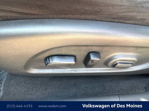 Used 2020 Nissan Murano SV image 25