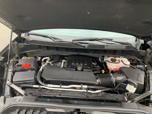 Certified 2025 Chevrolet Silverado 1500 Custom w/ Turbomax Blackout Package image 9