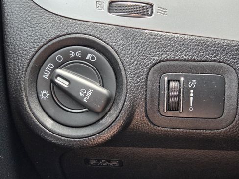 Used 2013 Dodge Journey SXT w/ Flexible Seating Group FWD image 22