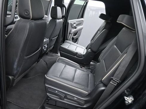 Used 2022 GMC Yukon SLT w/ SLT Premium Package AWD/4WD image 20