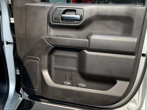 Used 2021 Chevrolet Silverado 1500 Custom AWD/4WD image 27