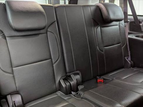 Used 2017 Chevrolet Suburban LT AWD/4WD image 23