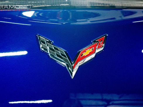 Used 2016 Chevrolet Corvette Stingray 2LT w/ 2LT Preferred Equipment Group image 7