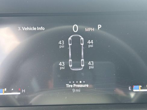 New 2026 Jeep Grand Cherokee L Laredo RWD image 28