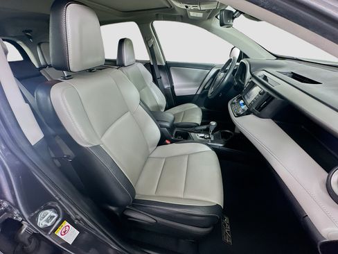 Used 2017 Toyota RAV4 Platinum w/ Cargo Management Package FWD image 32