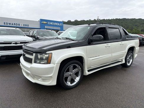 Used 2008 Chevrolet Avalanche LT w/ LT Preferred Equipment Group RWD image 1