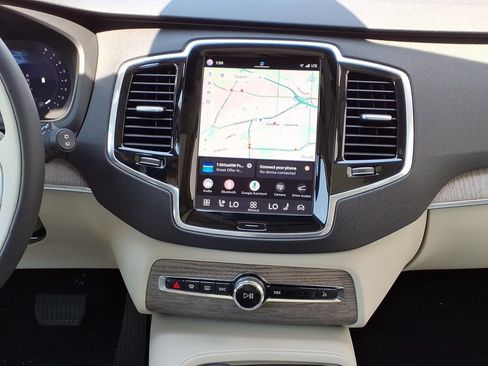 Certified 2023 Volvo XC90 B6 Plus w/ Protection Package AWD/4WD image 15
