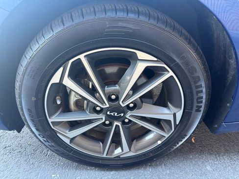 Used 2024 Kia Forte LXS image 14