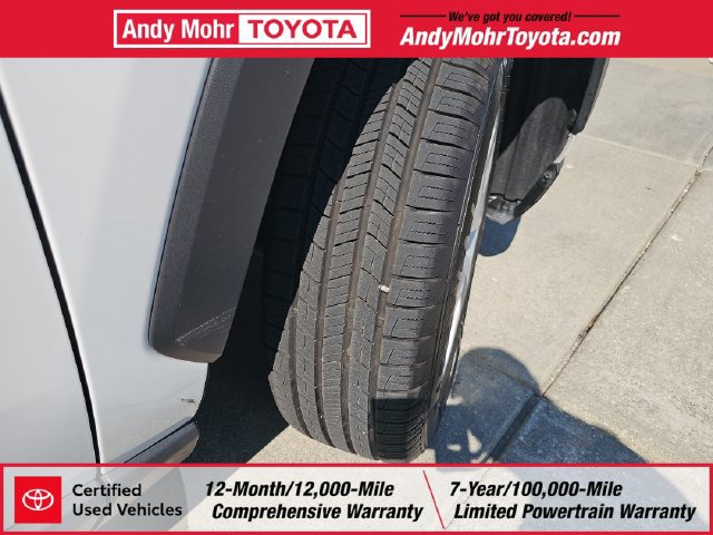 Certified 2025 Toyota RAV4 LE FWD image 33