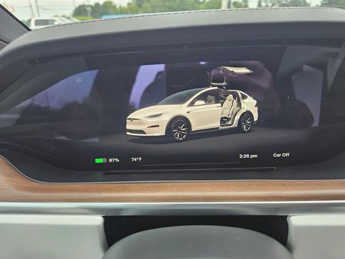 Used 2022 Tesla Model X AWD/4WD image 14