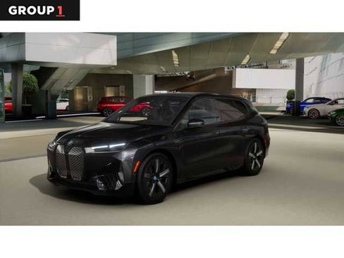 Used 2025 BMW iX xDrive50 image 1