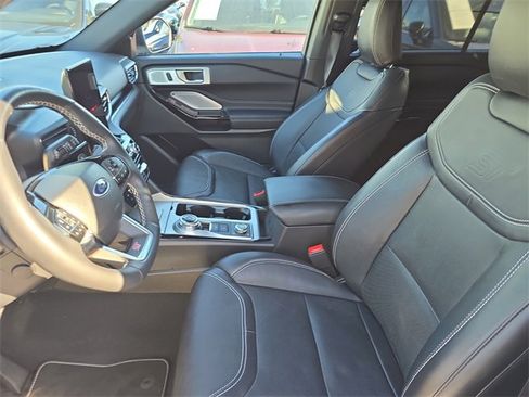 Used 2023 Ford Explorer ST w/ Equipment Group 401A image 16