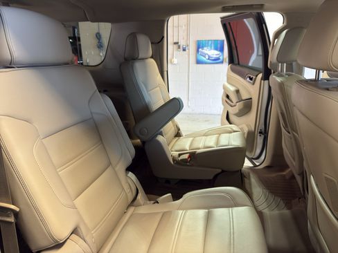 Used 2016 GMC Yukon XL Denali w/ Open Road Package AWD/4WD image 26