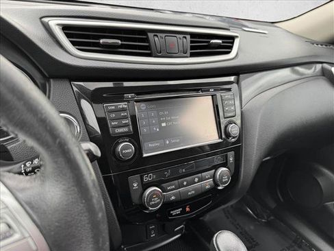Used 2015 Nissan Rogue SL w/ SL Premium Package AWD/4WD image 14