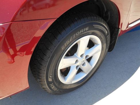 Used 2013 Nissan Rogue S w/ Special Edition Pkg AWD/4WD image 14