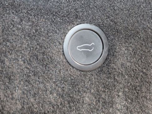 Used 2022 Tesla Model S Plaid image 58