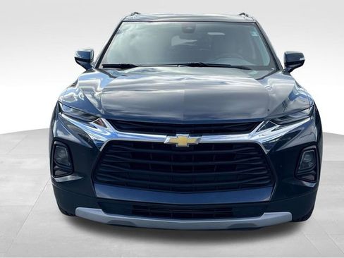 Used 2022 Chevrolet Blazer LT image 2