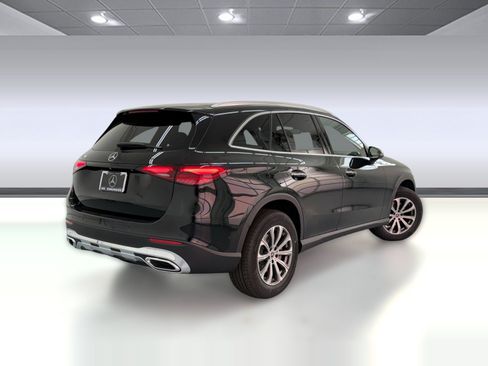 Certified 2026 Mercedes-Benz GLC 300 image 8