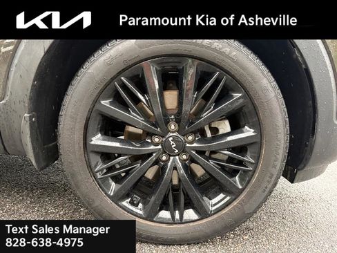 Certified 2022 Kia Telluride SX w/ SX Prestige Package AWD/4WD image 30