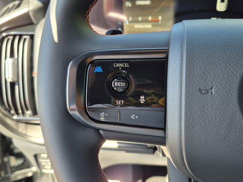 New 2026 Nissan Armada PRO-4X AWD/4WD image 33