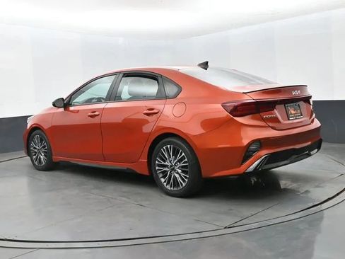 Used 2022 Kia Forte GT-Line w/ GT-Line Technology Package FWD image 9