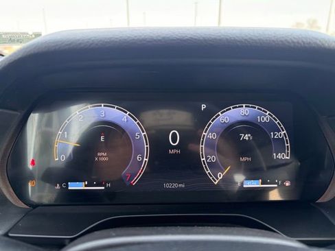 Certified 2025 Jeep Grand Cherokee Altitude image 16