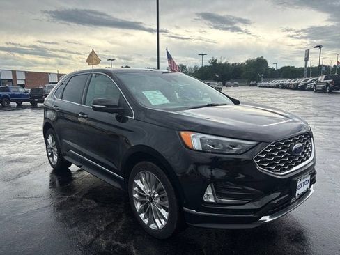 Certified 2024 Ford Edge Titanium w/ Titanium Elite Package AWD/4WD image 3