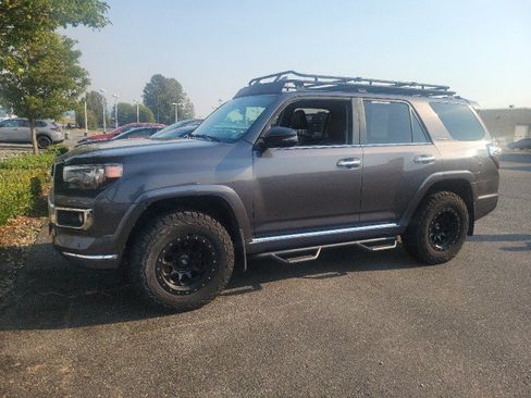 Used 2019 Toyota 4Runner Limited AWD/4WD image 1