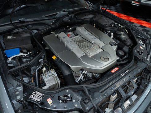 Used 2005 Mercedes-Benz E 55 AMG Sedan image 57