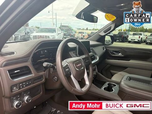 Used 2022 GMC Yukon SLT w/ SLT Premium Package AWD/4WD image 14