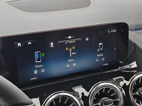 New 2026 Mercedes-Benz GLA 250 4MATIC image 22