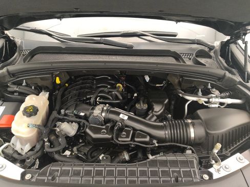 Used 2023 Jeep Grand Cherokee Altitude AWD/4WD image 30