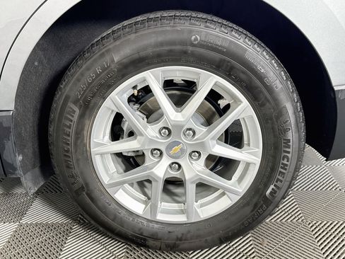 Used 2023 Chevrolet Equinox LT FWD image 35