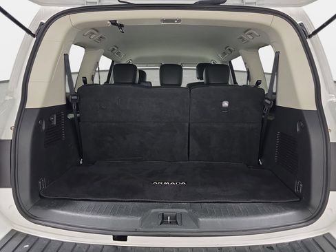 Used 2024 Nissan Armada SV AWD/4WD image 33