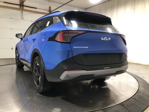New 2026 Kia Sportage EX w/ EX Panorama Roof Package FWD image 5