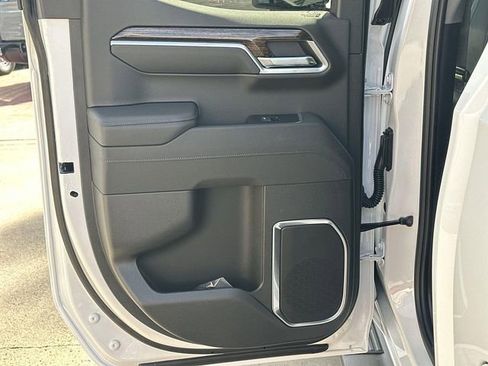 New 2026 GMC Sierra 1500 Elevation w/ LPO, Elevation Black Package RWD image 24