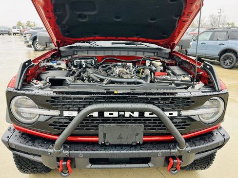 Used 2024 Ford Bronco Wildtrak image 43