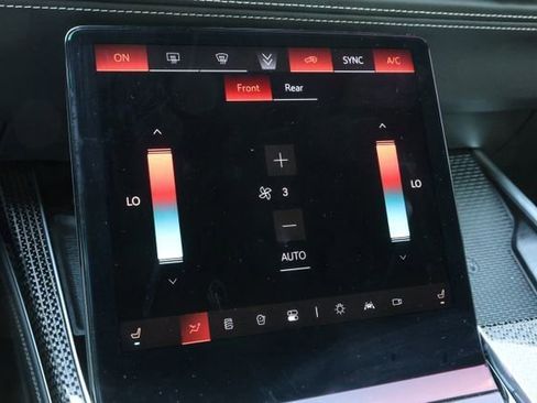 Certified 2025 Cadillac Escalade V w/ LPO, ONYX Package image 21