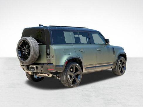 New 2026 Land Rover Defender 110 X-Dynamic SE AWD/4WD image 9