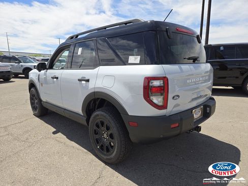 New 2026 Ford Bronco Sport Badlands AWD/4WD image 3