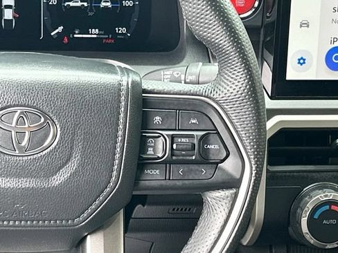 Used 2025 Toyota Tacoma TRD Sport AWD/4WD image 63