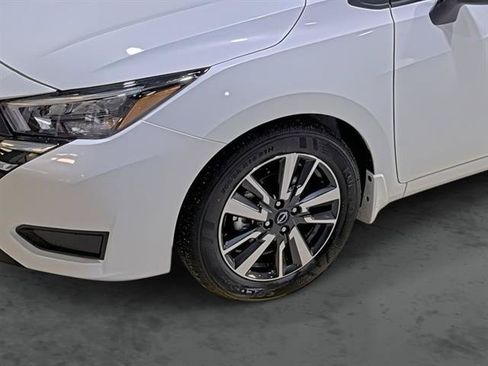Used 2025 Nissan Versa SV w/ Trunk Package FWD image 8