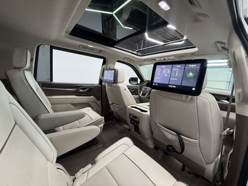 Used 2021 GMC Yukon XL Denali w/ Denali Ultimate Package AWD/4WD image 23
