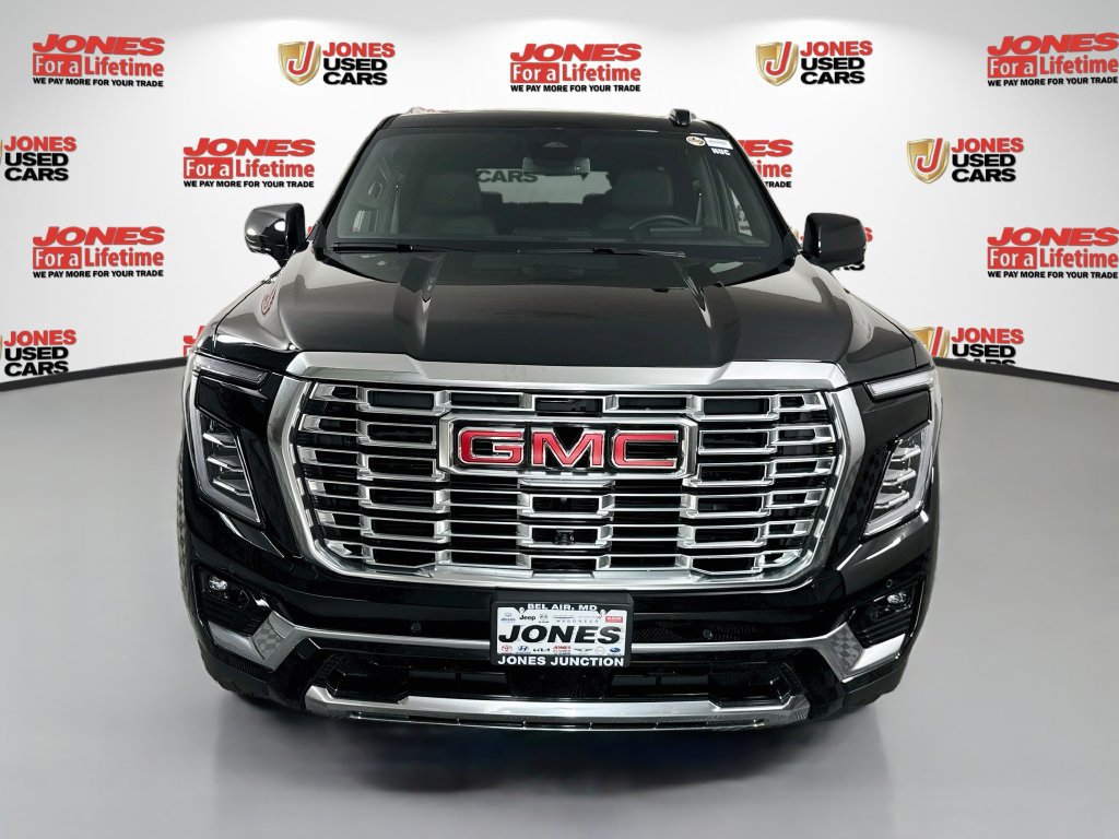 Used 2026 GMC Yukon Denali w/ Sun & Power Step Package AWD/4WD image 14