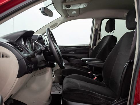 Used 2014 Dodge Grand Caravan SE w/ Quick Order Package 29E SE FWD image 7