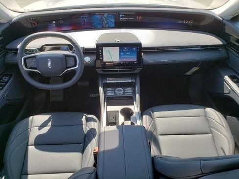 New 2026 Lincoln Nautilus Premier AWD/4WD image 16